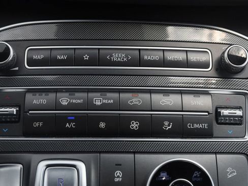 Used 2022 Hyundai Santa Fe SEL w/ Convenience + Premium Package AWD/4WD image 22