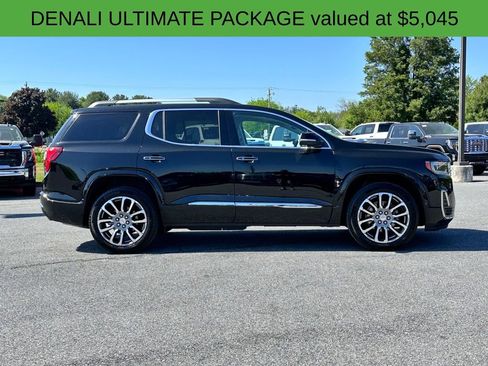 Used 2023 GMC Acadia Denali w/ Denali Ultimate Package AWD/4WD image 3