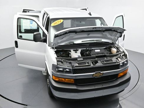 Used 2024 Chevrolet Express 2500 w/ Driver Convenience Package RWD image 37
