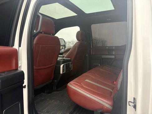 Used 2019 Ford F350 Platinum w/ Platinum Ultimate Package image 20