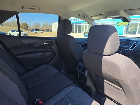 Used 2023 Chevrolet Equinox LT w/ LPO, Floor Liner Package image 16