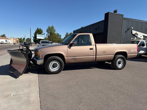 Used 1994 Chevrolet Silverado 2500 4x4 Regular Cab image 3
