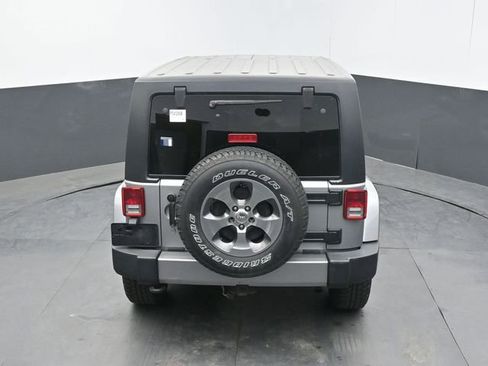 Used 2018 Jeep Wrangler Unlimited Sahara AWD/4WD image 44