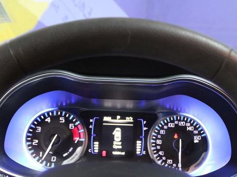 Used 2015 Chrysler 200 LX FWD image 18