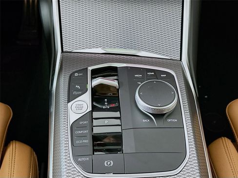 New 2026 BMW 330i xDrive 330i NA xDrive w/ M Sport Package image 17