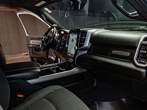 Used 2022 RAM 3500 Big Horn w/ Level C Equiment Group image 19