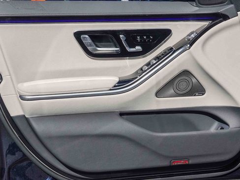 Certified 2022 Mercedes-Benz S 500 4MATIC image 21