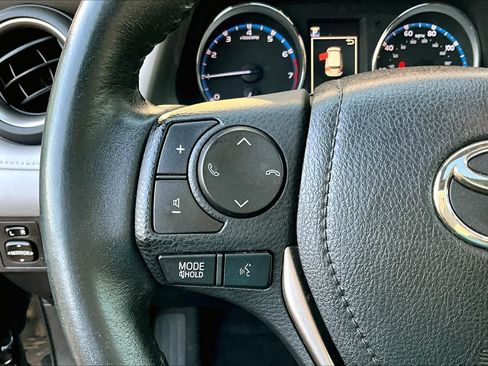 Used 2018 Toyota RAV4 Limited w/ Advanced Technology Package AWD/4WD image 23