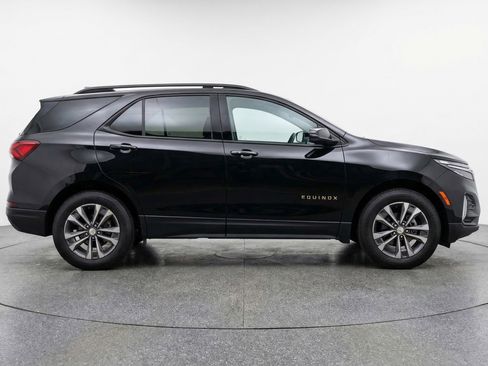 Used 2025 Chevrolet Equinox LT image 11