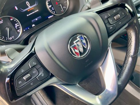 Used 2022 Buick Enclave Premium AWD/4WD image 35
