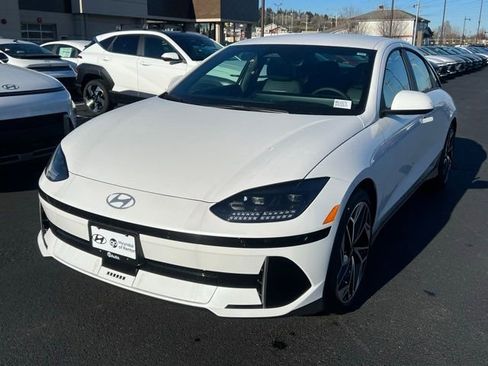 New 2025 Hyundai Ioniq 6 SEL image 3