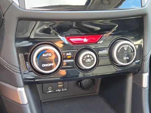 Used 2022 Subaru Forester Premium image 27