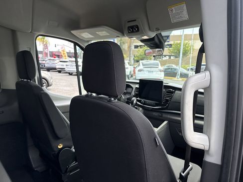 Used 2024 Ford Transit 350 XLT RWD image 7