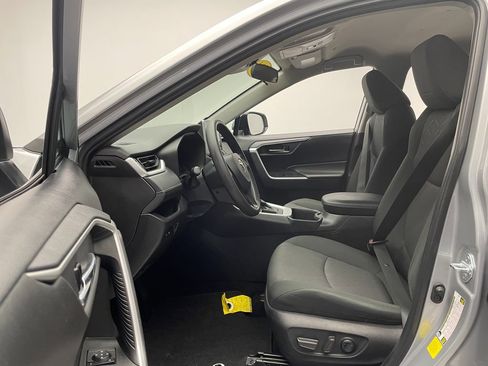 Used 2024 Toyota RAV4 XLE FWD image 12