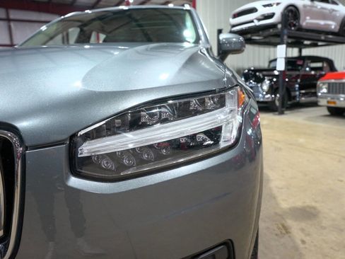 Used 2020 Volvo XC90 T5 Momentum w/ Protection Package Premier image 34