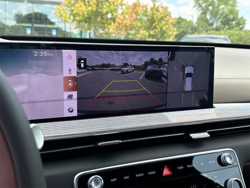 New 2025 Genesis GV80 3.5T Prestige image 22