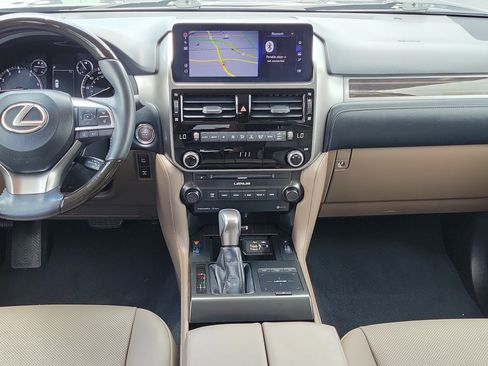 Used 2023 Lexus GX 460 Premium w/ Premium Package AWD/4WD image 15