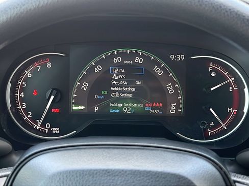 Used 2025 Toyota RAV4 LE FWD image 22