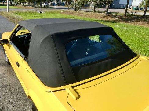 Used 1993 Ford Mustang LX image 5