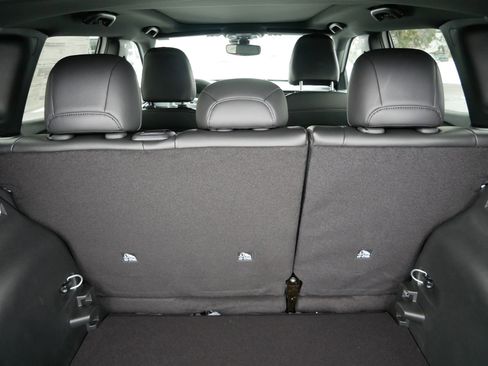 New 2026 Jeep Compass Limited w/ Sun, Sound & Navigation Group image 11