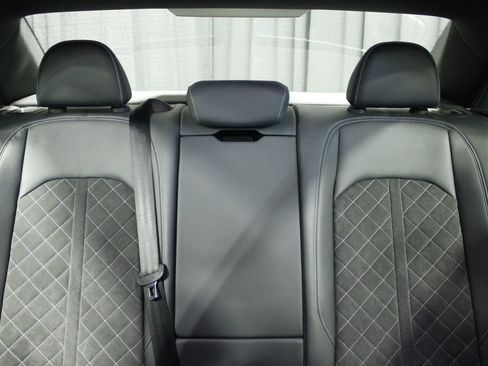 Used 2021 Audi S4 Prestige w/ Prestige Package image 40