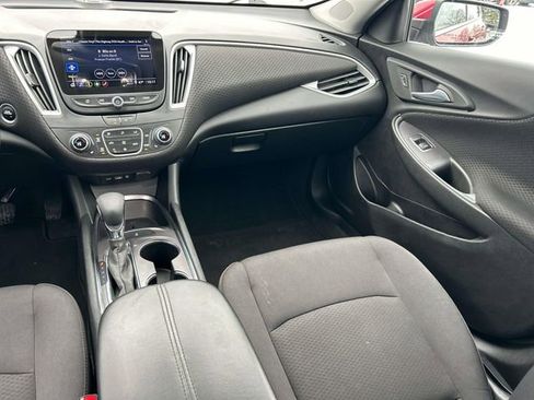 Used 2023 Chevrolet Malibu LT image 15