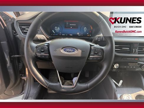 Used 2025 Ford Escape Platinum AWD/4WD image 15