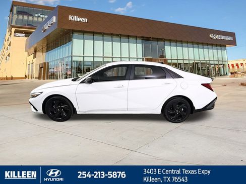 New 2026 Hyundai Elantra SEL Sport Premium FWD image 4