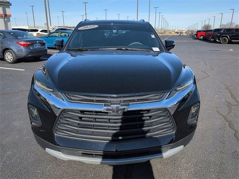 Used 2022 Chevrolet Blazer LT image 2