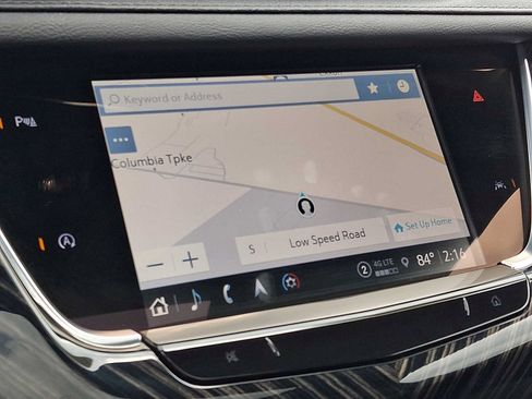 Certified 2024 Cadillac XT6 Premium Luxury w/ LPO, Floor Liner Package AWD/4WD image 25