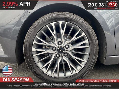 Used 2023 Kia Forte GT-Line image 8