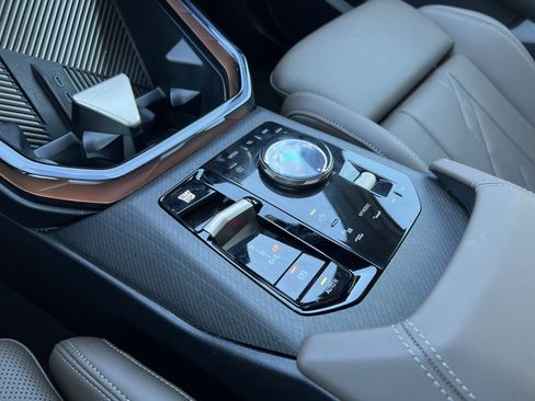 Certified 2025 BMW X3 xDrive30i AWD/4WD image 25