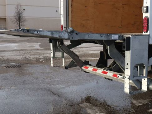 Used 2023 Chevrolet Low Cab Forward 5500XD image 38