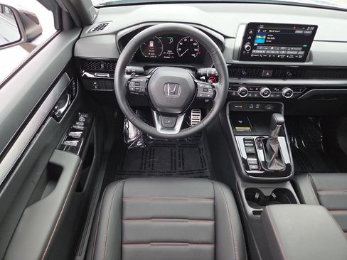 Used 2025 Honda CR-V Sport Touring image 4
