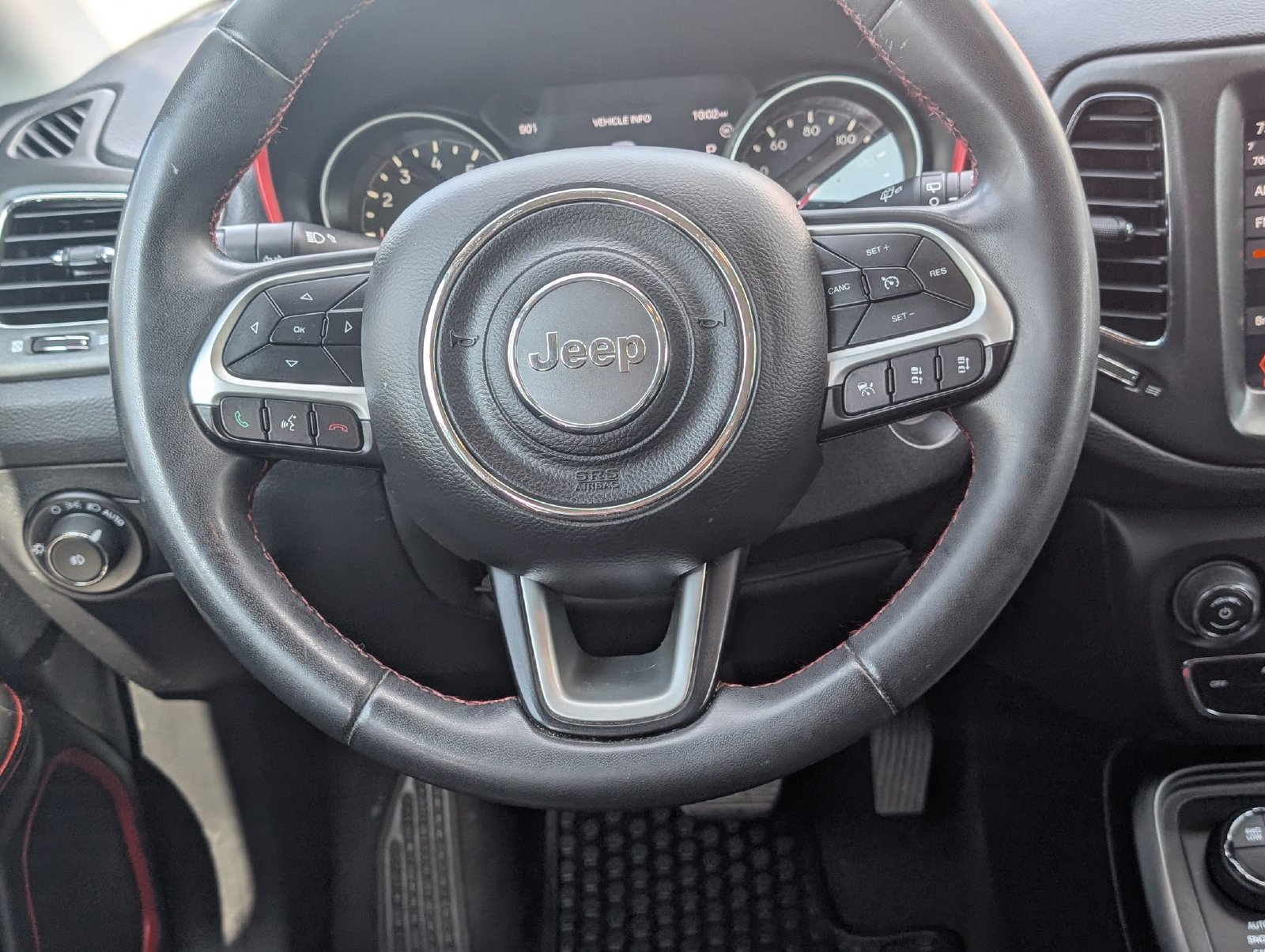 Used 2021 Jeep Compass Trailhawk AWD/4WD image 17