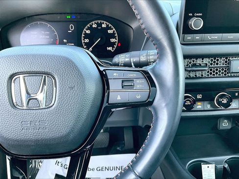 Used 2025 Honda HR-V Sport image 13