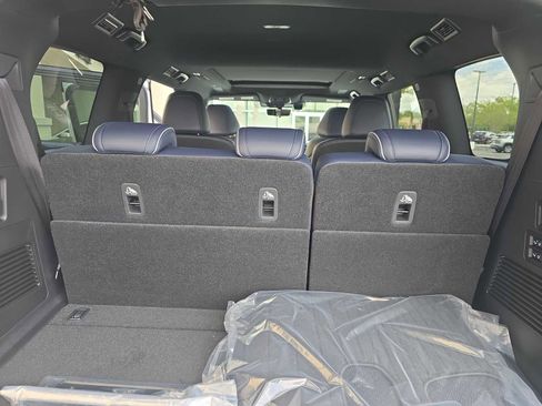 New 2026 INFINITI QX80 4WD w/ Sport Exterior Package image 25