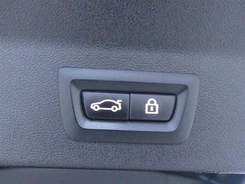 Used 2022 BMW X3 xDrive30i w/ Convenience Package image 29