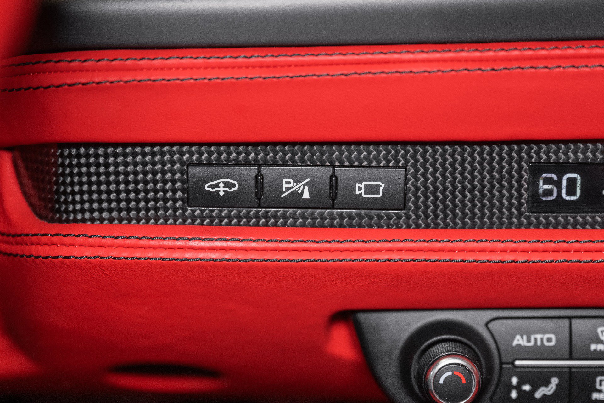 Used 2021 Ferrari F8 Tributo RWD image 44