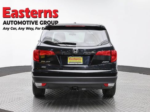 Used 2018 Honda Pilot EX image 6