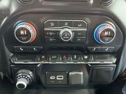 Used 2019 Chevrolet Silverado 1500 LT w/ All-Star Edition image 18