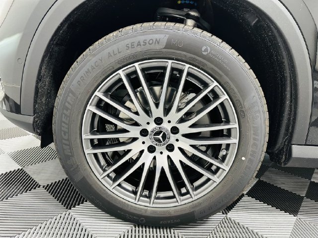 New 2027 Mercedes-Benz GLC 300 4MATIC image 8