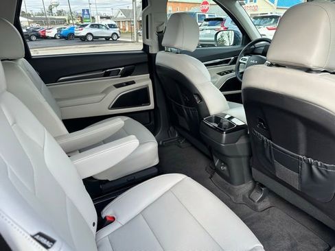 Used 2025 Kia Telluride S image 22