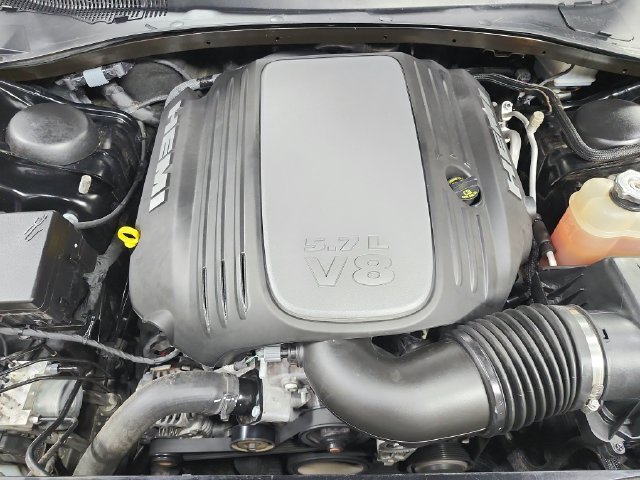 Used 2023 Dodge Charger R/T w/ Plus Group RWD image 18