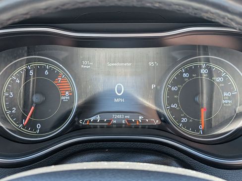 Used 2019 Jeep Cherokee Limited AWD/4WD image 20