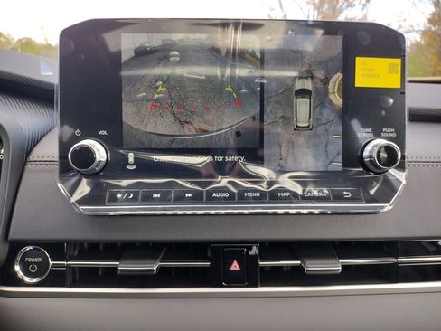 New 2025 Mitsubishi Outlander SE image 6