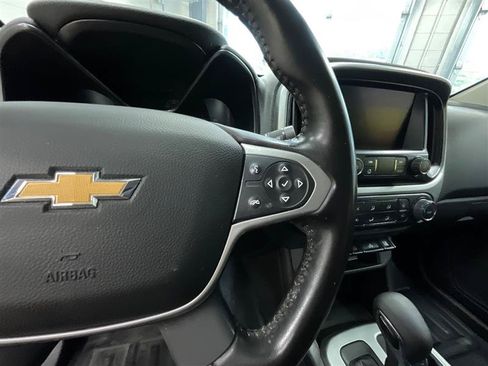 Used 2022 Chevrolet Colorado LT w/ Fleet Safety Package RWD image 18