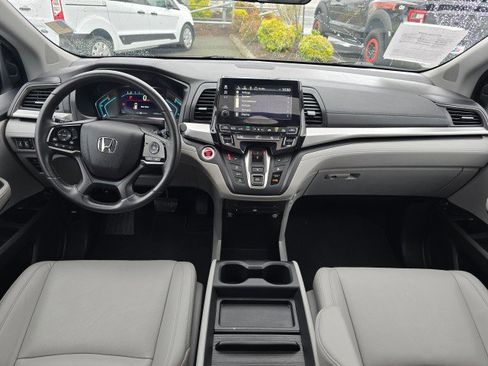 Used 2018 Honda Odyssey Touring image 20