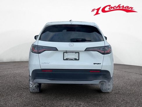 Used 2024 Honda HR-V Sport image 16