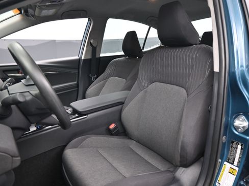 Certified 2025 Toyota Camry LE image 17